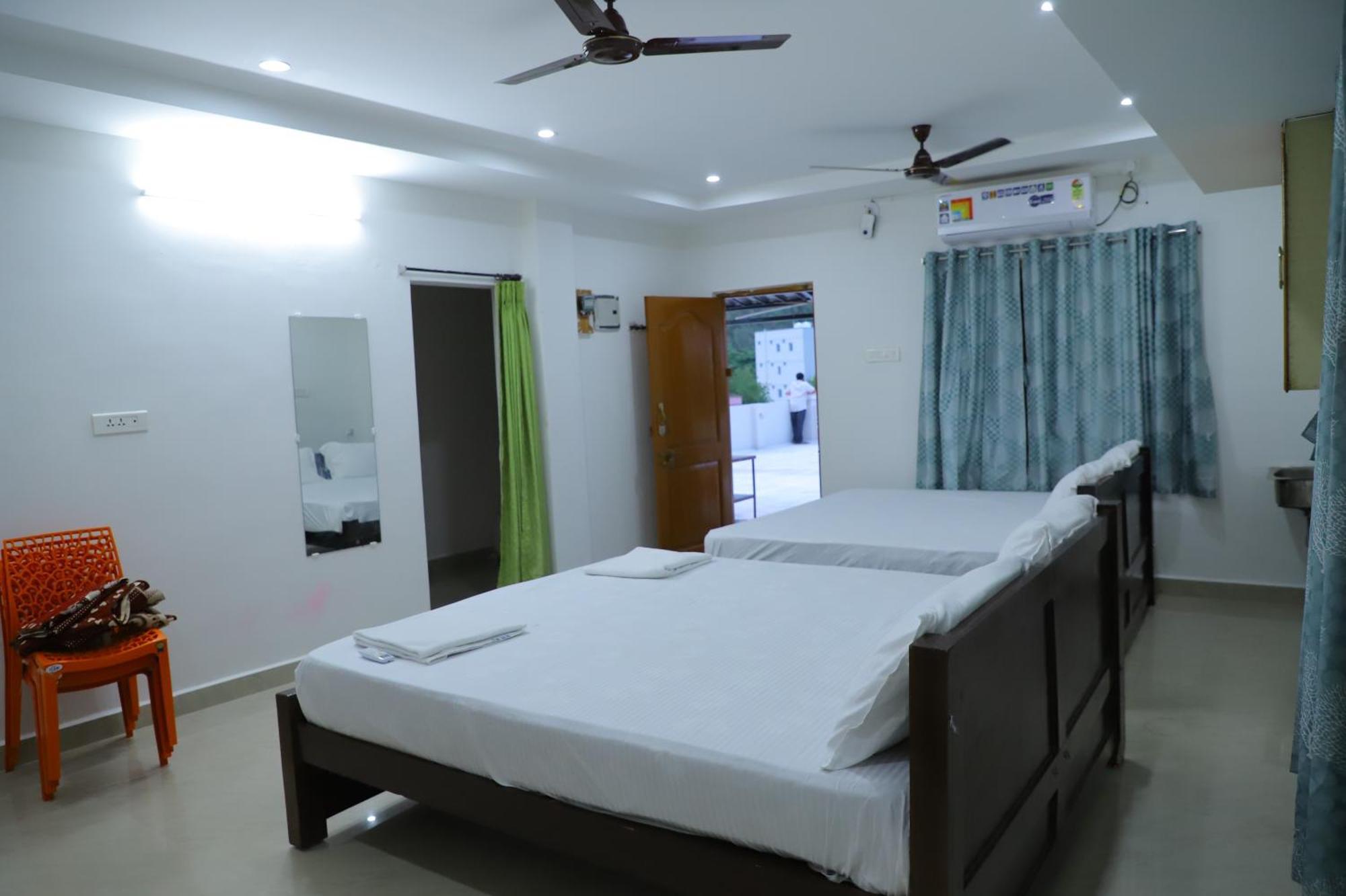 Nanda Mohan Homestay- Luxuries Ac Apartment Close To Alipiri Foothills-Kapila Teertham And Iskcon Temple Tirupati Eksteriør bilde