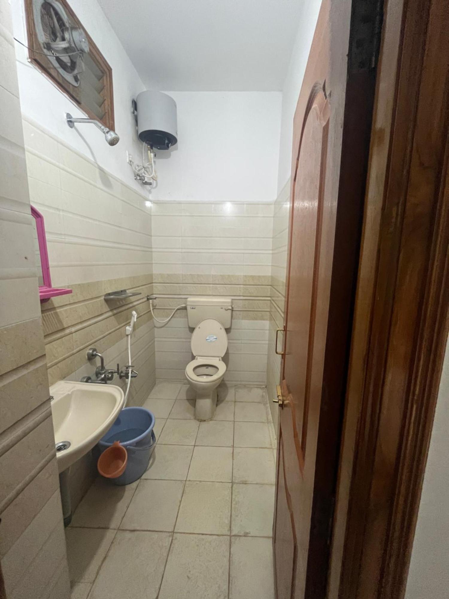Nanda Mohan Homestay- Luxuries Ac Apartment Close To Alipiri Foothills-Kapila Teertham And Iskcon Temple Tirupati Eksteriør bilde